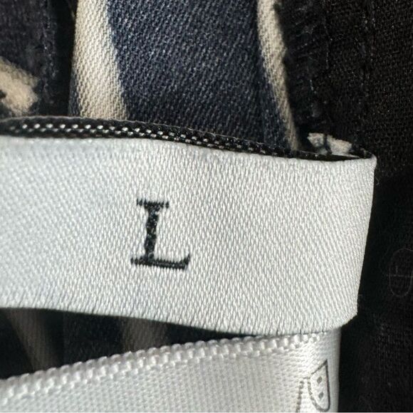 Navy gray and white pinstripe pleated palazzo wide leg trouser pants size large - Picture 10 of 10